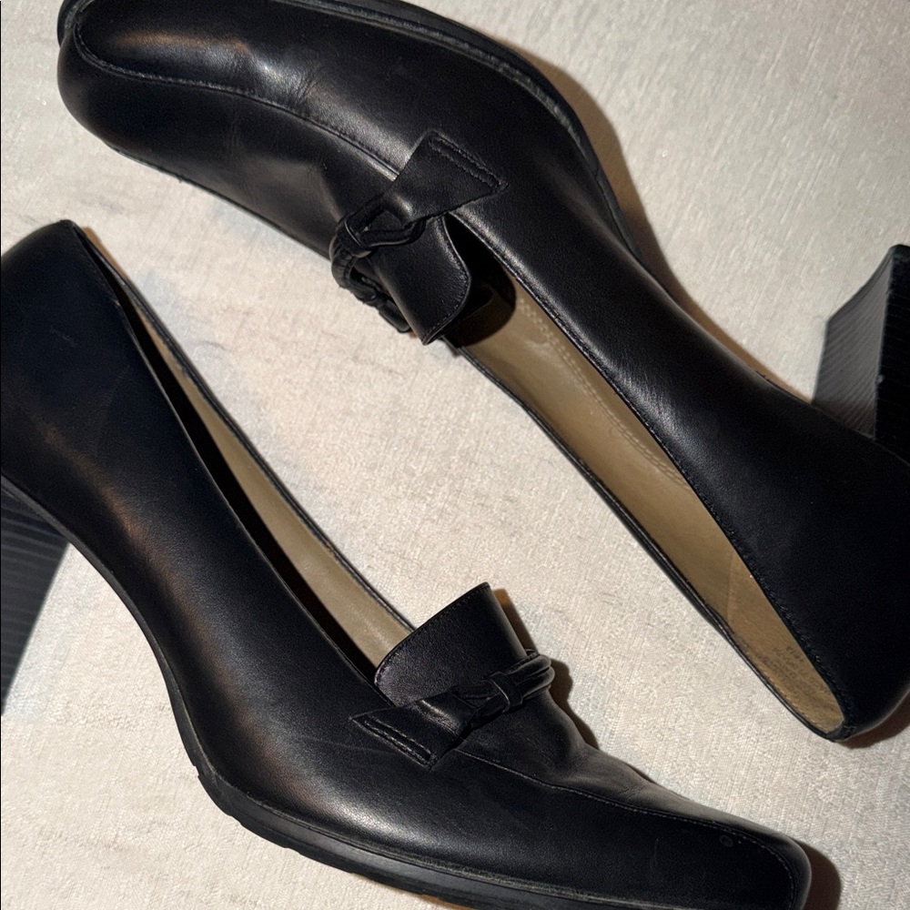 Naturalizer Women's Classic Black Leather Block Heel Pumps - Slip On Size 10 - Picture 5 of 11